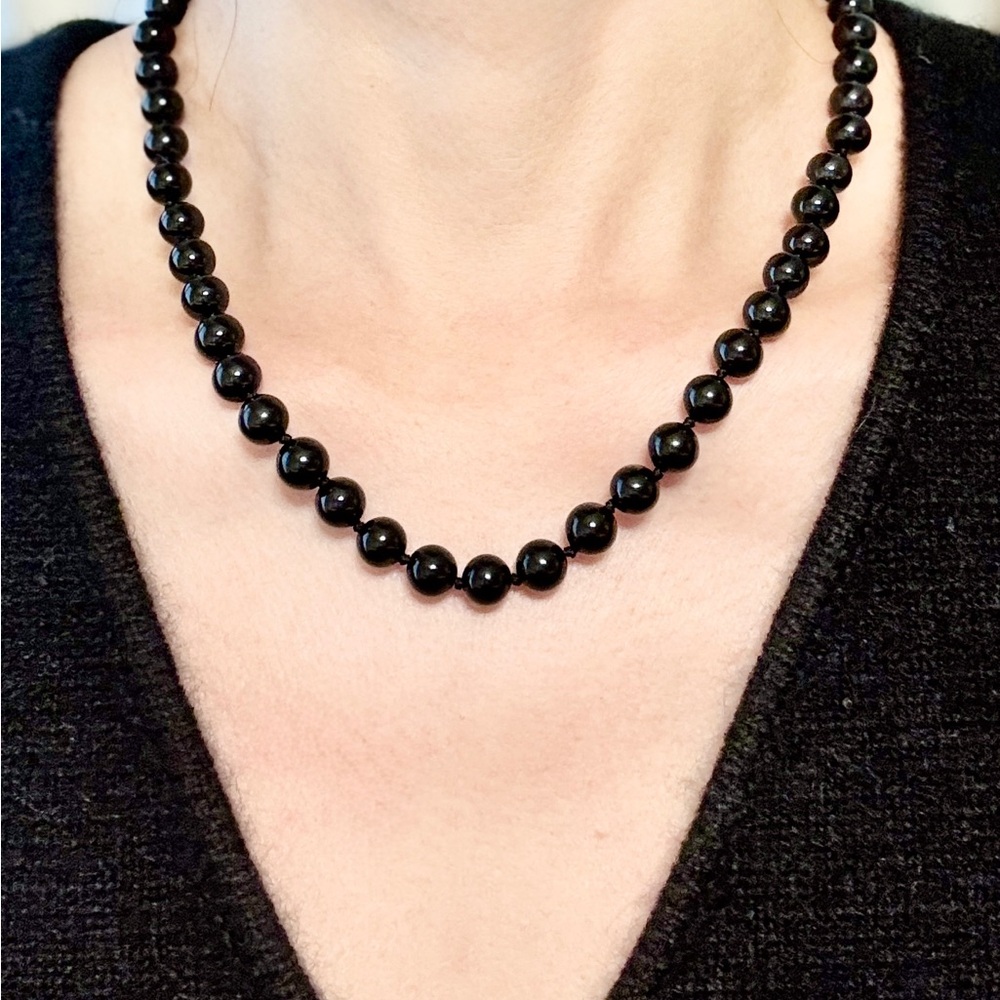 14K Gold Clasp Black Beaded Necklace with Yellow Floral Pouch